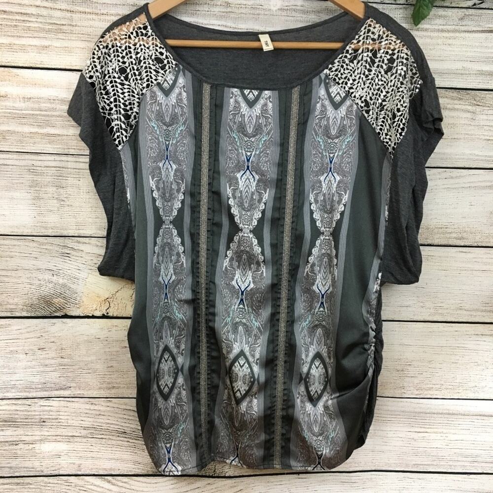 Tiny | Size Medium Printed Top